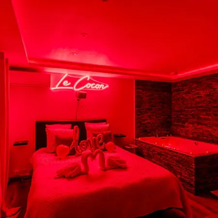 Le Cocon- Jacuzzi & Sauna Prives By Sweetdreams * 르까네