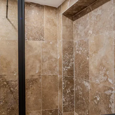 Le Cocon- Jacuzzi & Sauna Prives By Sweetdreams Le Cannet