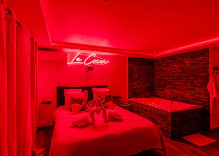 Le Cocon- Jacuzzi & Sauna Prives By Sweetdreams * Le Cannet