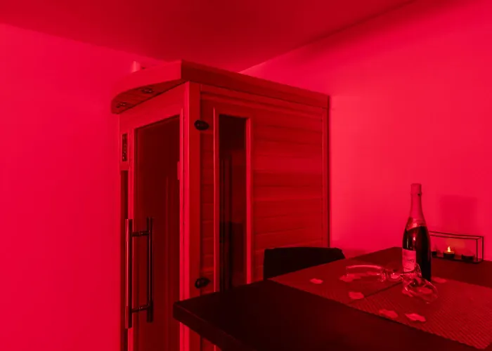 Le Cocon- Jacuzzi & Sauna Prives By Sweetdreams Apartment