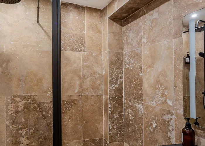 Le Cocon- Jacuzzi & Sauna Prives By Sweetdreams Le Cannet